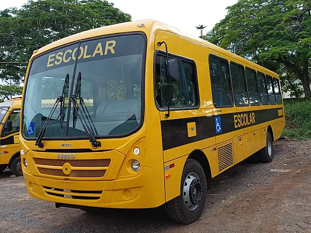 Alunos da zona rural de Corumbá ganham mais um ônibus para transporte