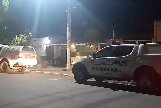 Cabeleireiro é encontrado morto sentado em vaso sanitário do salão em MS