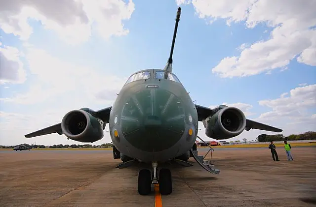 Aeronave já despejou 334 mil litros de água no Pantanal
