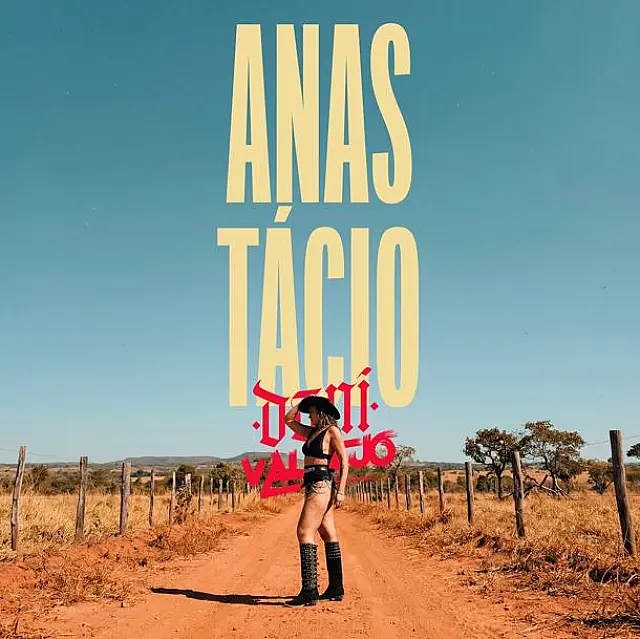 Cantora terena Dani Vallejo homenageia Anastácio