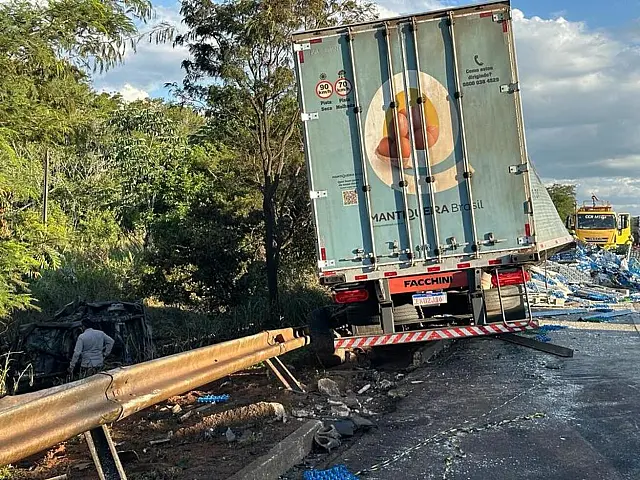 Família morre em acidente com caminhão em Nova Alvorada do Sul