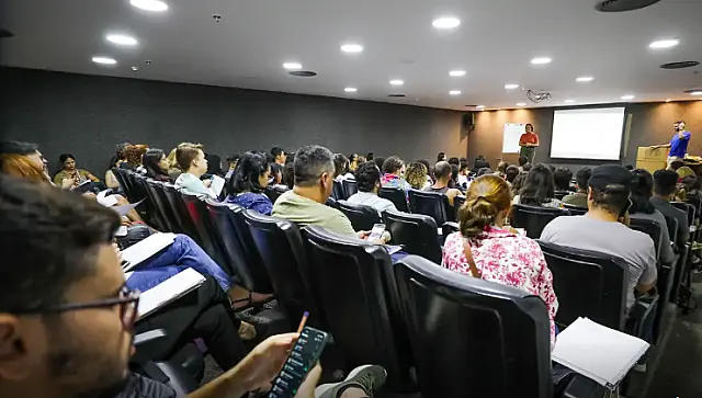 Concursos públicos passam a ter novas regras de cotas raciais