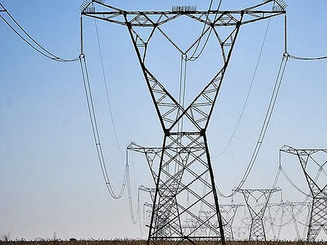 Falha provoca falta de energia em ao menos 11 estados do Brasil