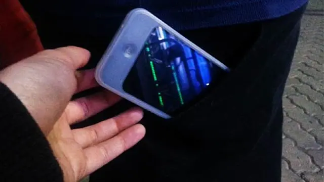 Comprou celular furtado da filha de PM por R$ 50 e duas cervejas