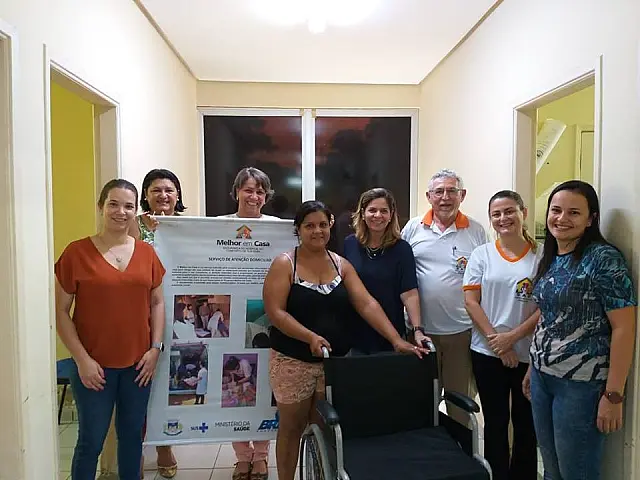 Secretária de Saúde visita projeto que desenvolve trabalho humanizado com aquidauanenses