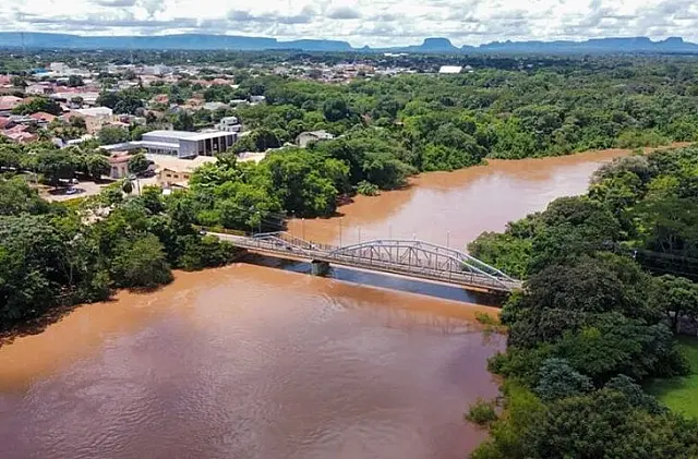 Sanesul e PMA participam de mutirão de limpeza do rio Aquidauana