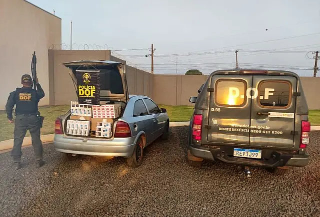 Carro carregado com 500 pacotes de cigarros avaliados em R$ 38 mil é apreendido em MS