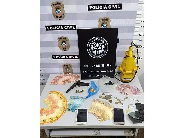 Após pegar moto como pagamento, homem levanta suspeita e é preso por tráfico