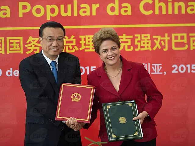 Brasil e China vão construir ferrovia do Atlântico ao Pacífico