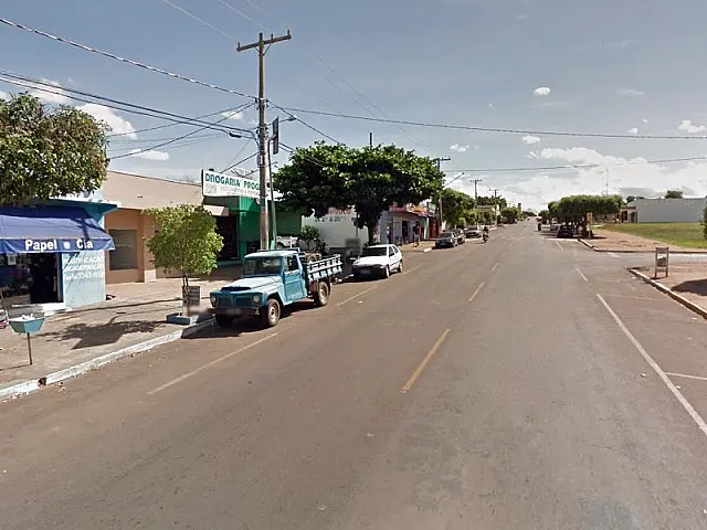 Funcionário é suspeito de furtar R$ 8 mil em farmácia no Centro