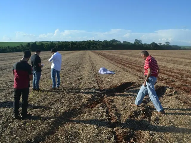 Gerente de fazenda mata peão que tinha caso com sua esposa