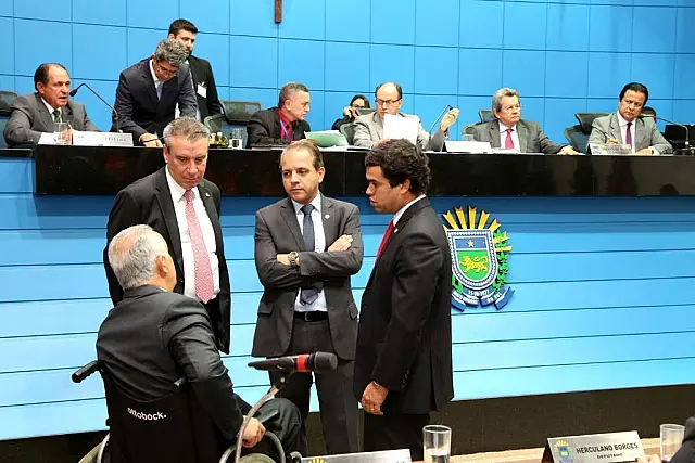 Ordem do Dia: Aprovada inclusão da tipagem sanguínea em documentos
