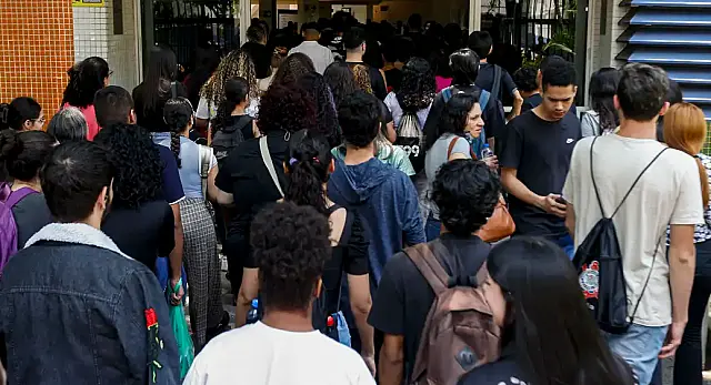 Pesquisa: 49% dos brasileiros acreditam que país vai melhorar em 2025