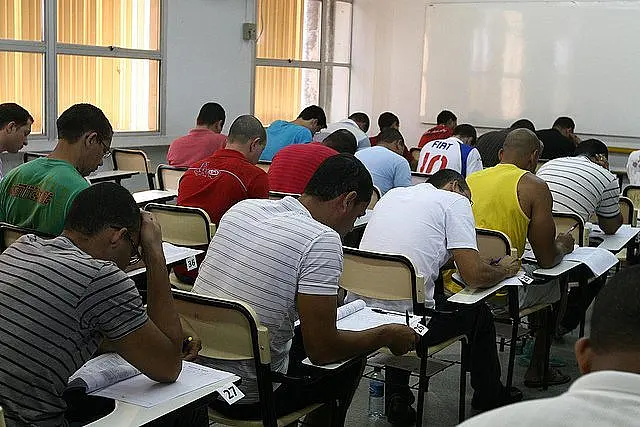 Semana começa com nove concursos abertos e salários chegam a R$ 17 mil