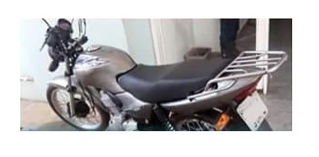 Adolescente é apreendido com moto furtada e alega ter comprado nas redes sociais