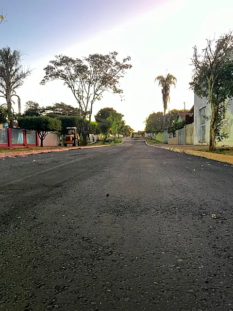 Obras de recapeamento avançam em vias estratégicas de Nioaque