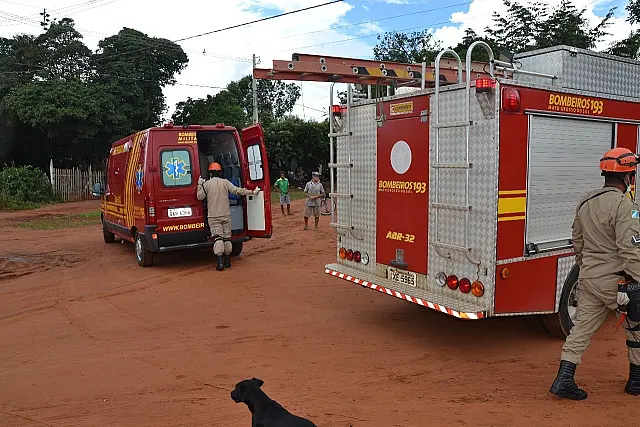 Homem sofre acidente na Serra de Piraputanga e mobiliza ação do Corpo de Bombeiros