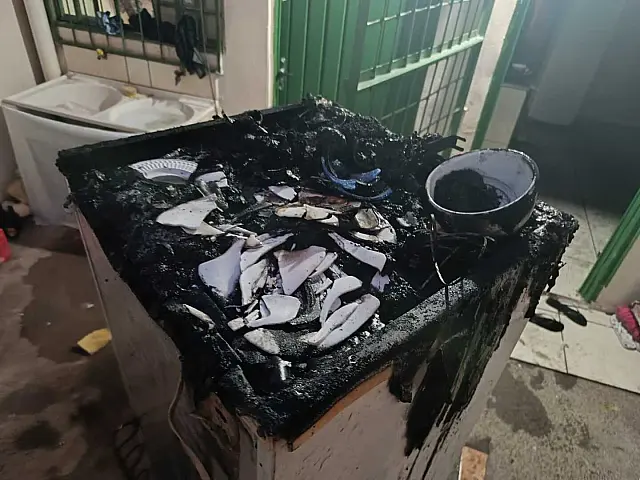 Vela acesa provoca princípio de incêndio em residência em Ladário