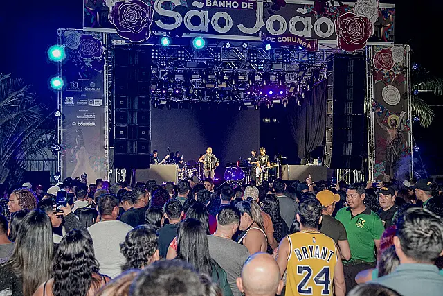 Arraial do Banho de São João atrai mais de 20 mil em Corumbá