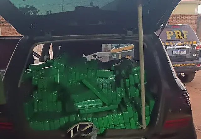 Motorista é preso com uma tonelada de maconha em Sidrolândia