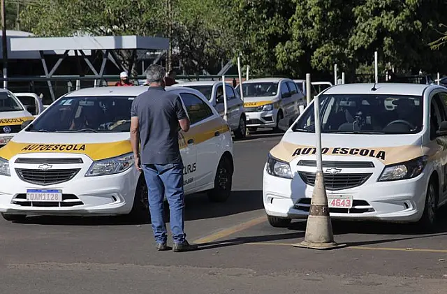 Fim do exame de baliza no pátio do Detran marca mudança no processo de habilitação