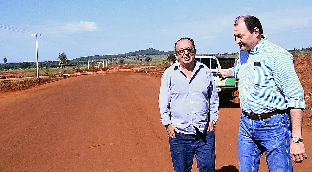 Secretário vistoria obras e confirma a restauração da entrada de Bonito