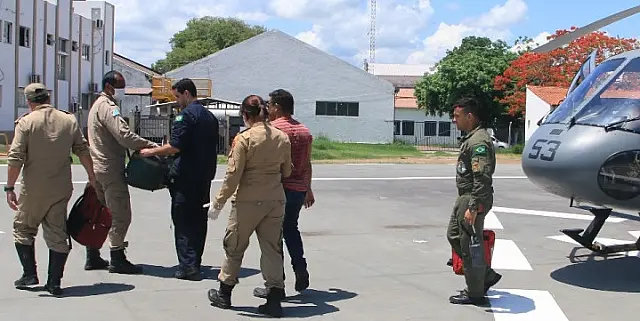 Marinha resgata homem em fazenda no Pantanal