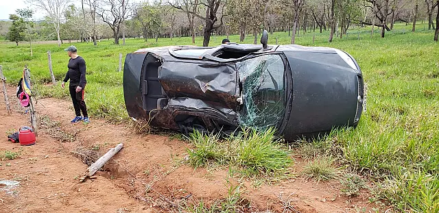 Siena que capotou viajava em comboio de Campo Grande a Camisão para corrida