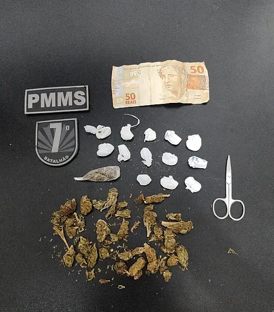 PM de Miranda prende jovem por tráfico de drogas na antiga Estação Ferroviária