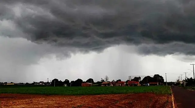 Domingo de pancadas de chuva e trovoadas a partir da tarde, prevê Cemtec