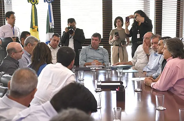 Aquidauana recebe parceria do governo para construção do asfalto