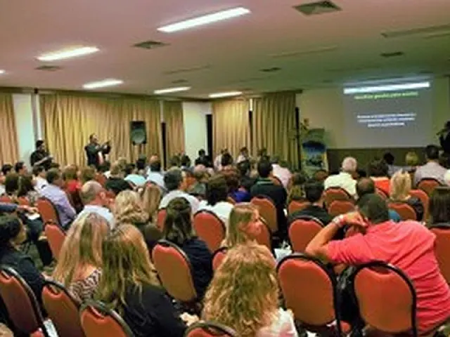 Bonito lança programa que abre as portas do turismo em Mato Grosso do Sul
