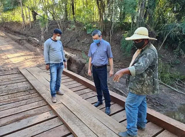Moradores da região do Taquarussu são atendidos com ponte e abertura de estrada