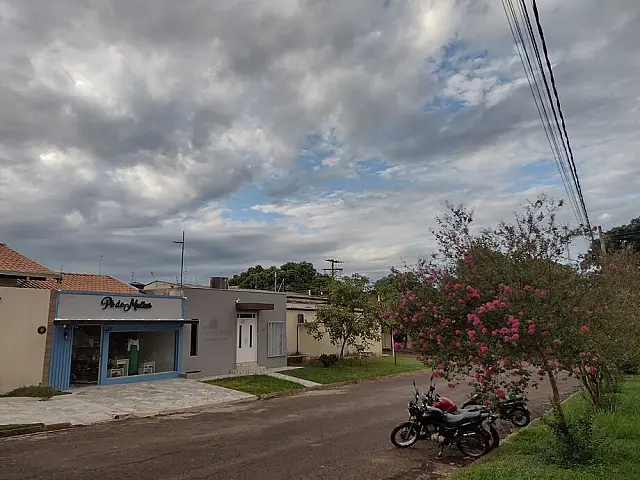Aquidauana amanhece ensolarada, mas chuva ameniza temperaturas