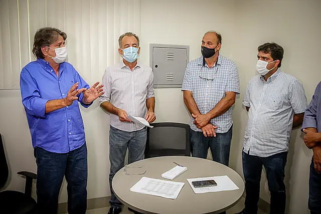 Prefeitos e ex-prefeitos elegem Caravina para o comando da Aprefex-MS