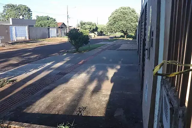 Acusado de matar jovem e atirar na ex-namorada se entrega à polícia na Capital