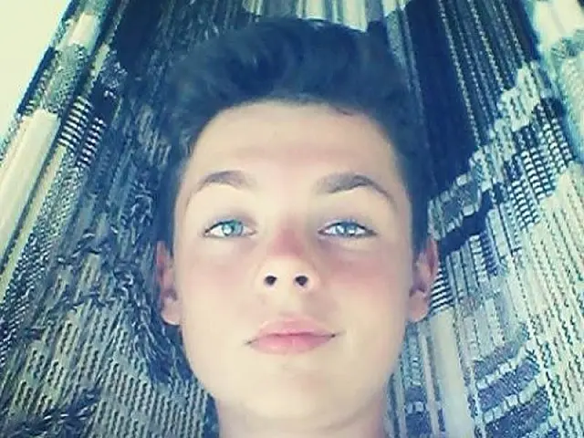 Adolescente morre ao sofrer infarto durante partida de futebol