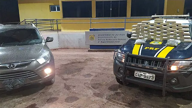 Dupla é presa com 50 quilos de pasta base de cocaína na BR-262
