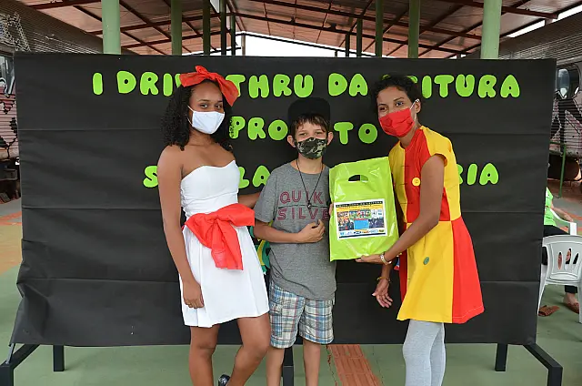 Drive thru da leitura do Nova Aquidauana mostra a importância da prática, mesmo durante a pandemia