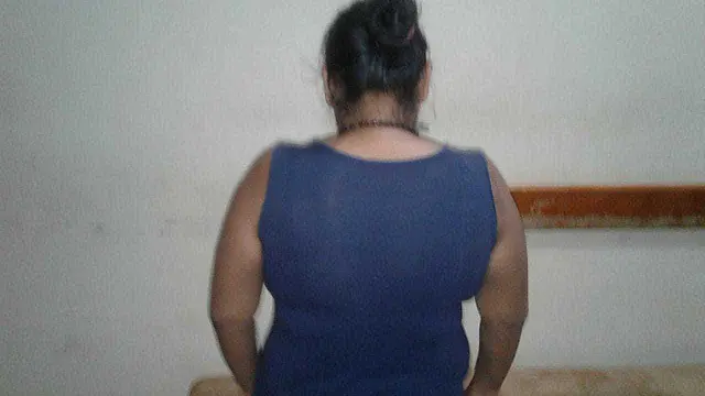 Mulher é presa em bar após descumprir ordem judicial de ficar em casa à noite