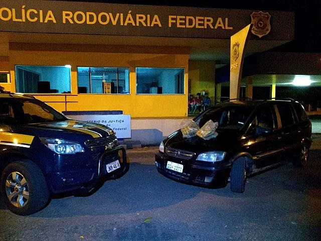 PRF registra duas ocorrências de veículos furtados de locadoras e outra por tráfico
