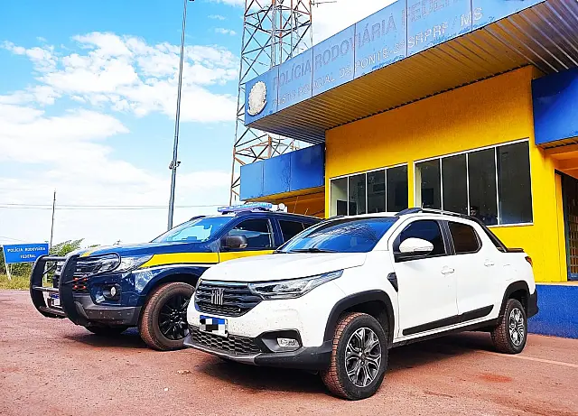 Homem que receberia R$ 1,5 mil para levar carro roubado a Corumbá é preso