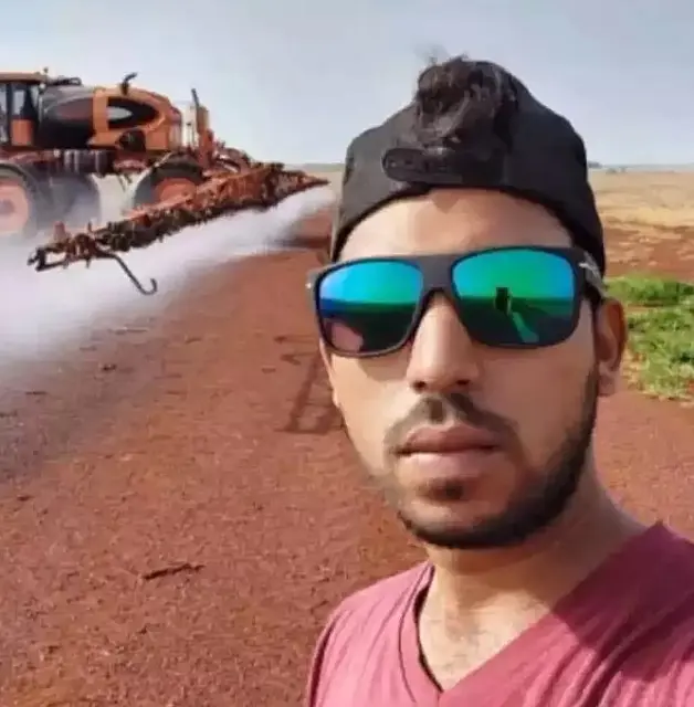 Motociclista morre após colidir em vaca solta na estrada