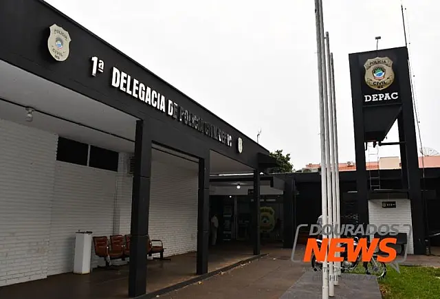 Homem é encontrado morto após levar facada nas costas em MS