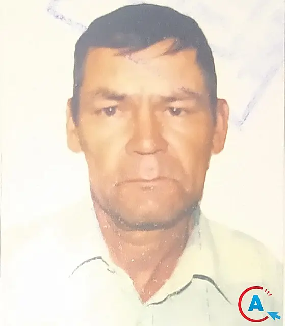 Idoso é encontrado morto esfaqueado nos fundos de residência abandonada