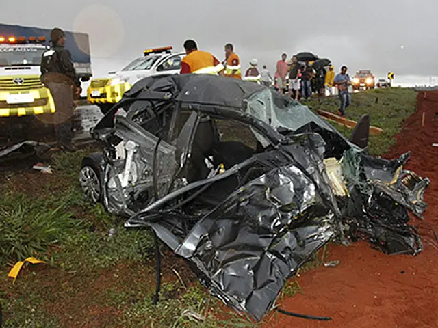 Jovem militar do Exército morre em acidente entre carro e carreta