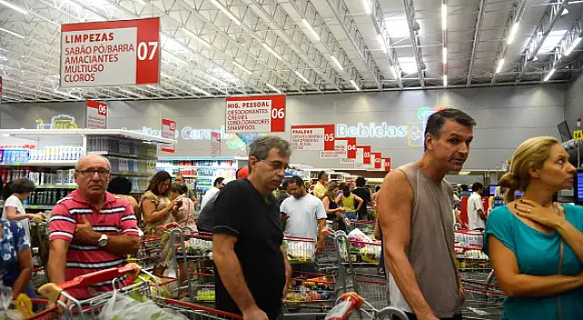 Intenção de consumo das famílias registra alta de 0,5% em junho