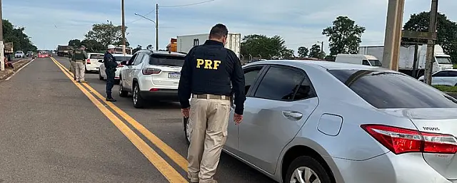 Homem procurado por homicídio é preso pela PRF durante fiscalização em Ivinhema