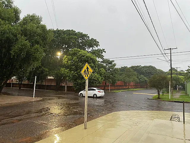 Aquidauana segue em alerta para chuvas fortes com ventos de 60 km/h