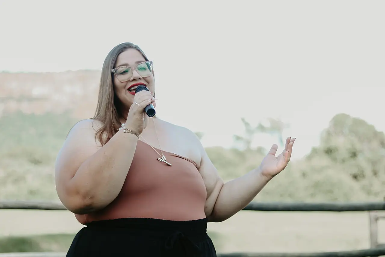 Gleici Helena recebe apoio após ataques gordofóbicos nas redes sociais